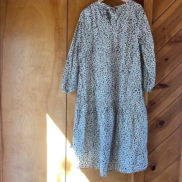 Who What Wear Lightweight Cotton Leopard Print Tiered Dress w/ Pockets - Picture 3 of 8